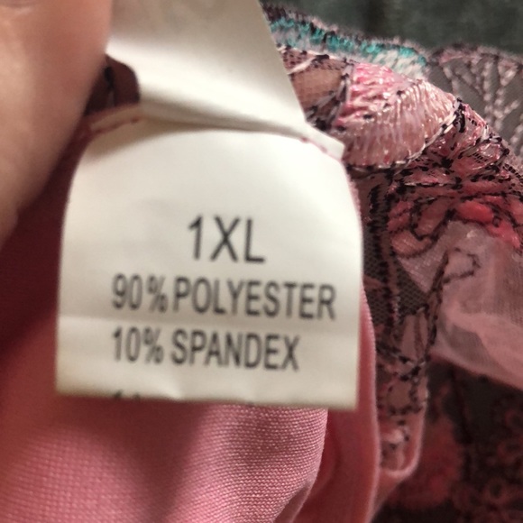 Floral Pink Front Clasp Bralette - Picture 4 of 4